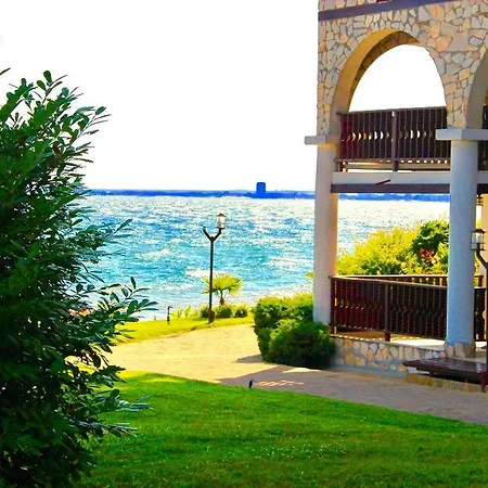 Apartman Etara 1 *